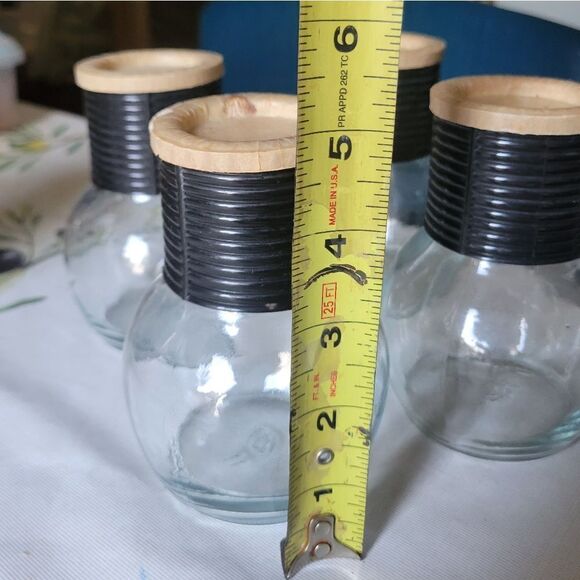 Set of 4 carafe glass containers with paper caps - Picture 4 of 8